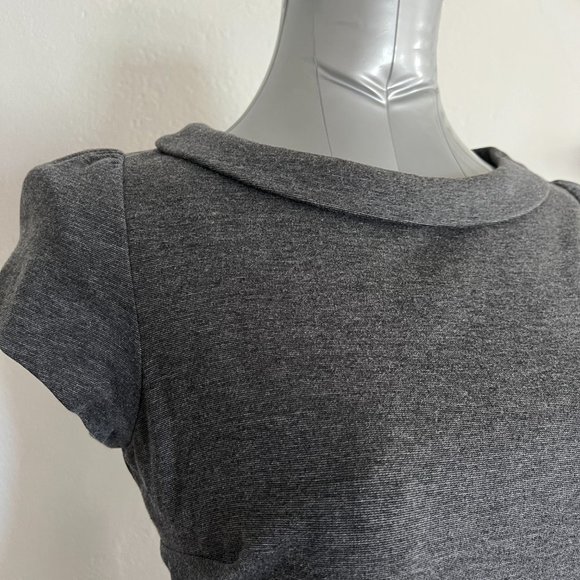 BODEN Pretty Short-Sleeve Dress. Grey. Size 4 - Picture 4 of 10